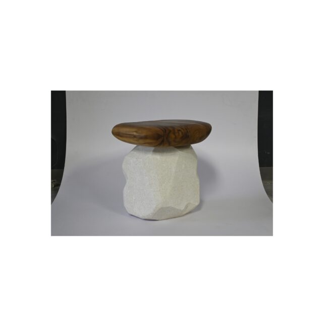 "Ottoman base Piedra en Concretoy tope Madera Natural"